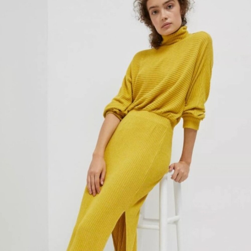 Anthropologie NWTS Mariah Ribbed Knit Maxi Dress mustard yellow - sz Large